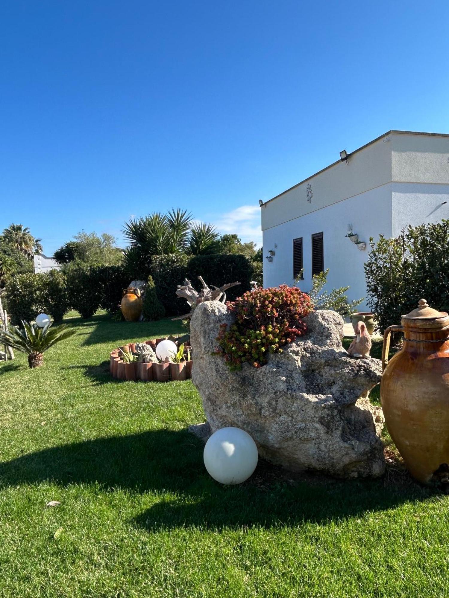 Paluna Otrante Extérieur photo